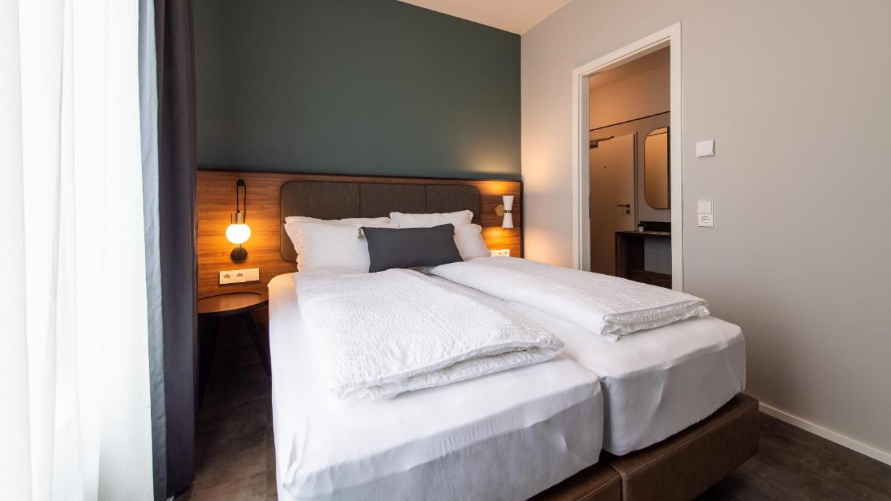 Metropol Apartments & Suites Tubinga Esterno foto