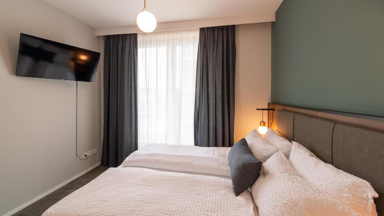 Metropol Apartments & Suites Tubinga Esterno foto