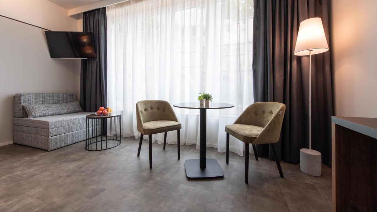 Metropol Apartments & Suites Tubinga Esterno foto